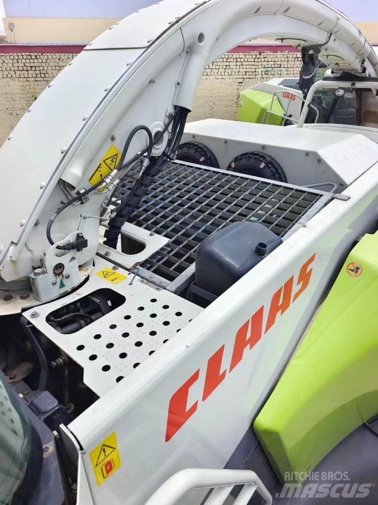 CLAAS Jaguar 850 Forajere cu autopropulsare