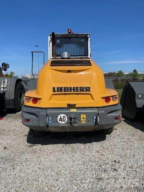 Liebherr L 526 Incarcator pe pneuri