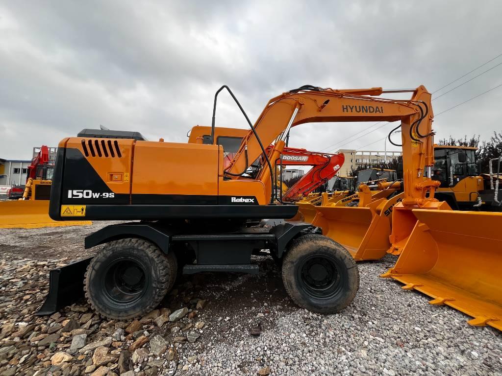 Hyundai 150W-7 Excavatoare cu roti