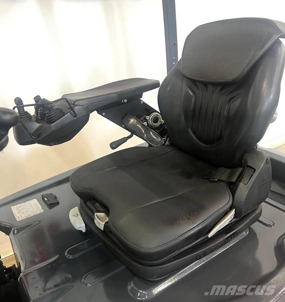 Toyota 10941 8FBE18T Stivuitor electric
