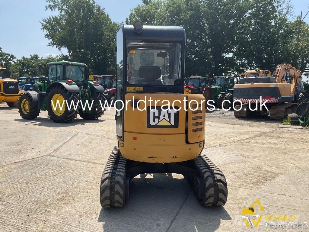 CAT 302.7 D Mini excavatoare < 7t