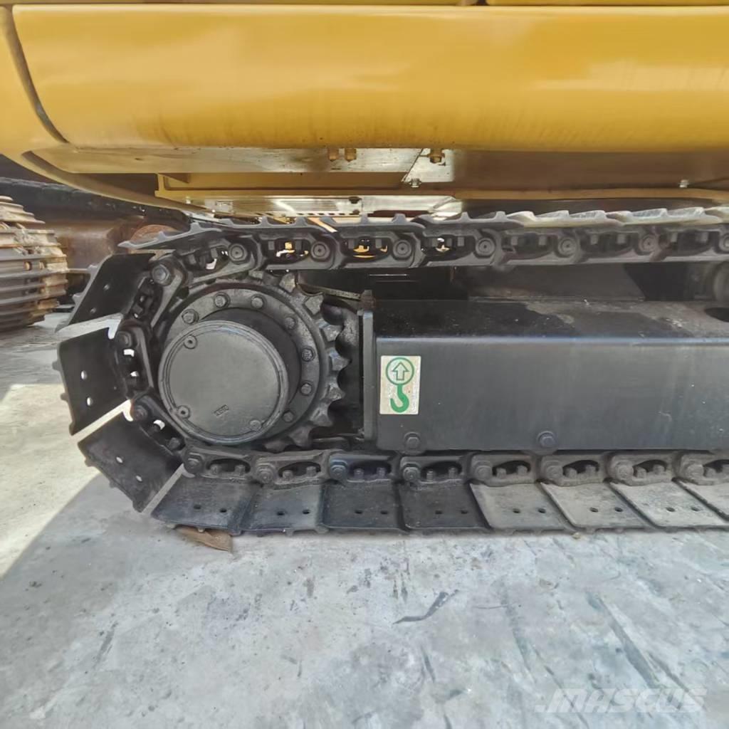 CAT 305.5 Excavatoare pe șenile
