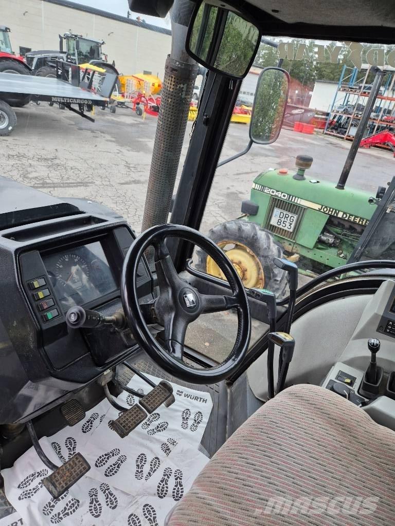 Valtra 8550 Tractoare