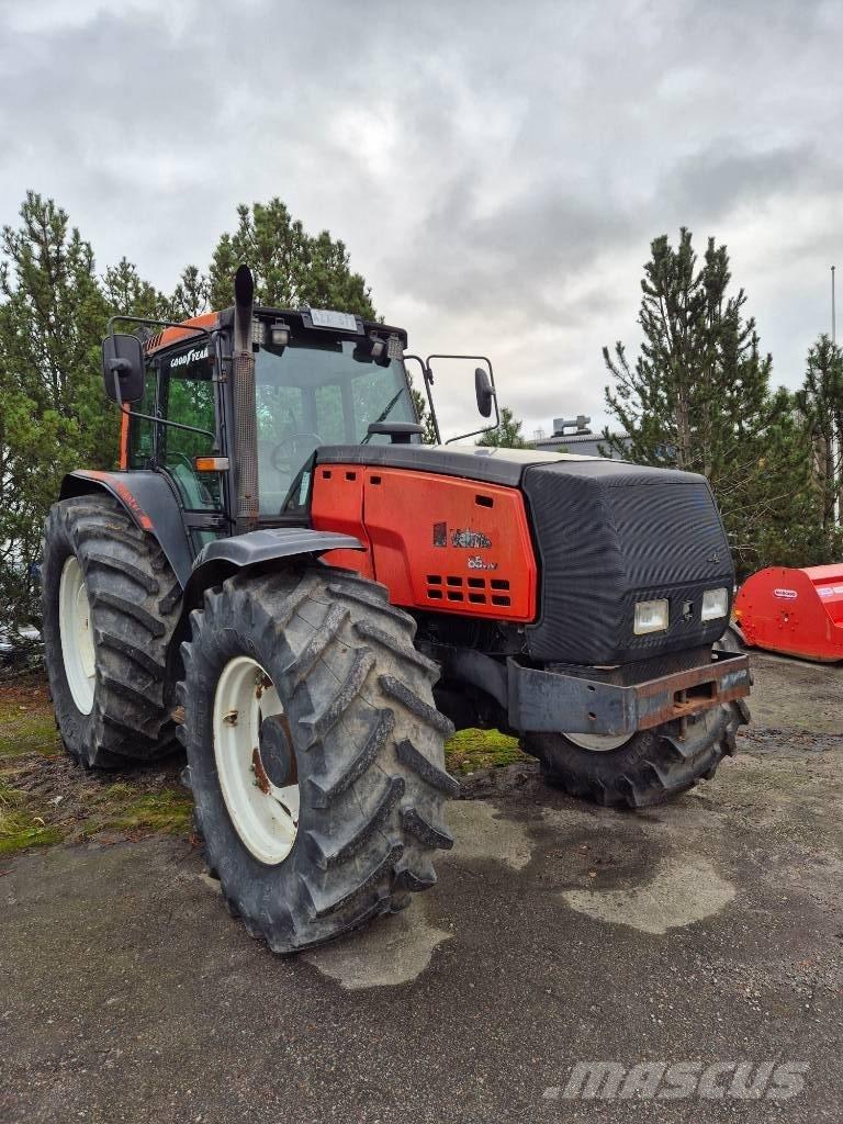 Valtra 8550 Tractoare