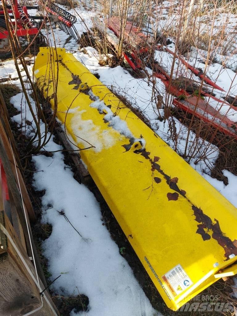 Vama 3000 Taustalevy Alte masini pentru drum si zapada
