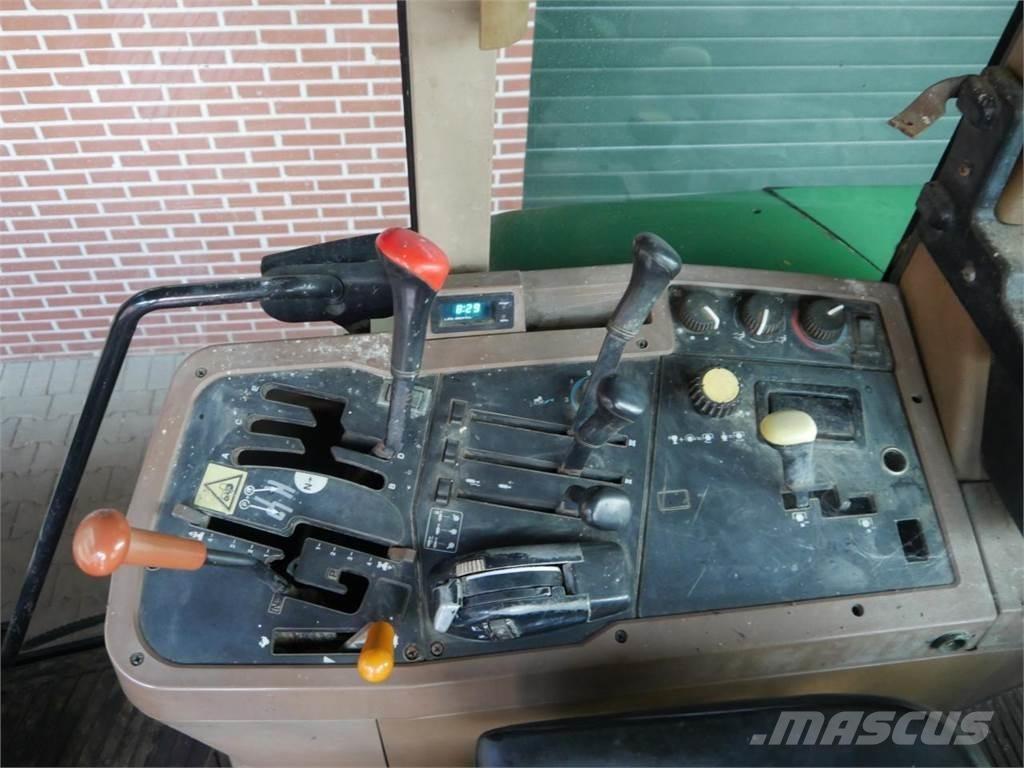 John Deere 7800 Tractoare