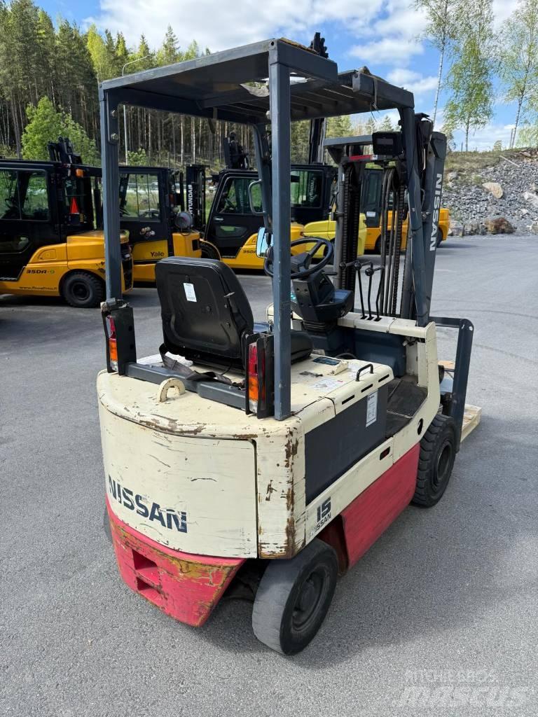 Nissan FP01 L 15 U Stivuitor electric