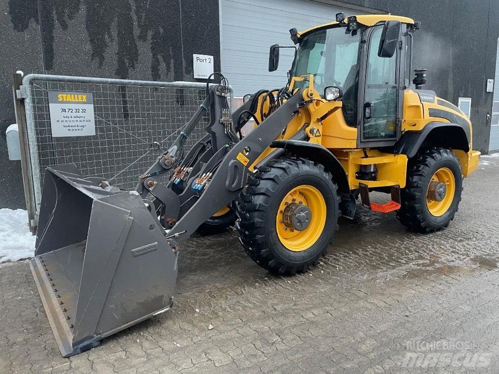 Volvo L45H Incarcator pe pneuri