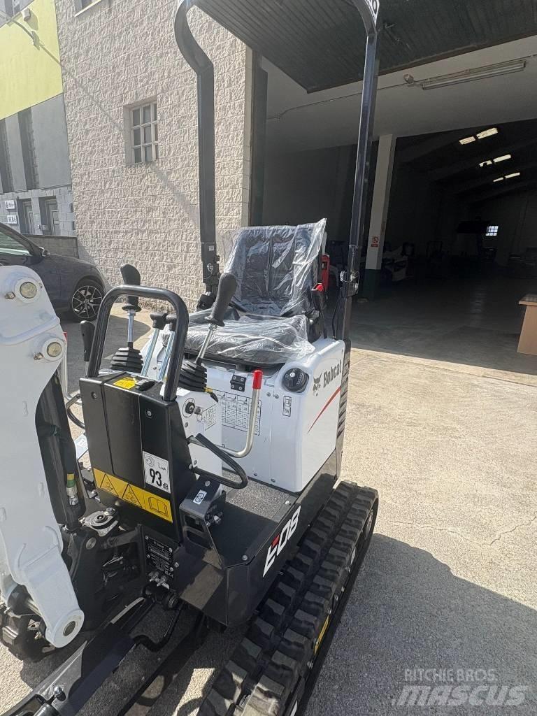 Bobcat E 08 Mini excavatoare < 7t