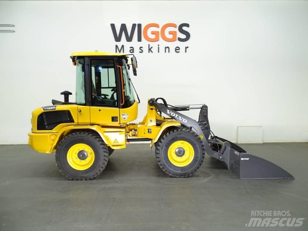 Volvo L30 HS Incarcator pe pneuri
