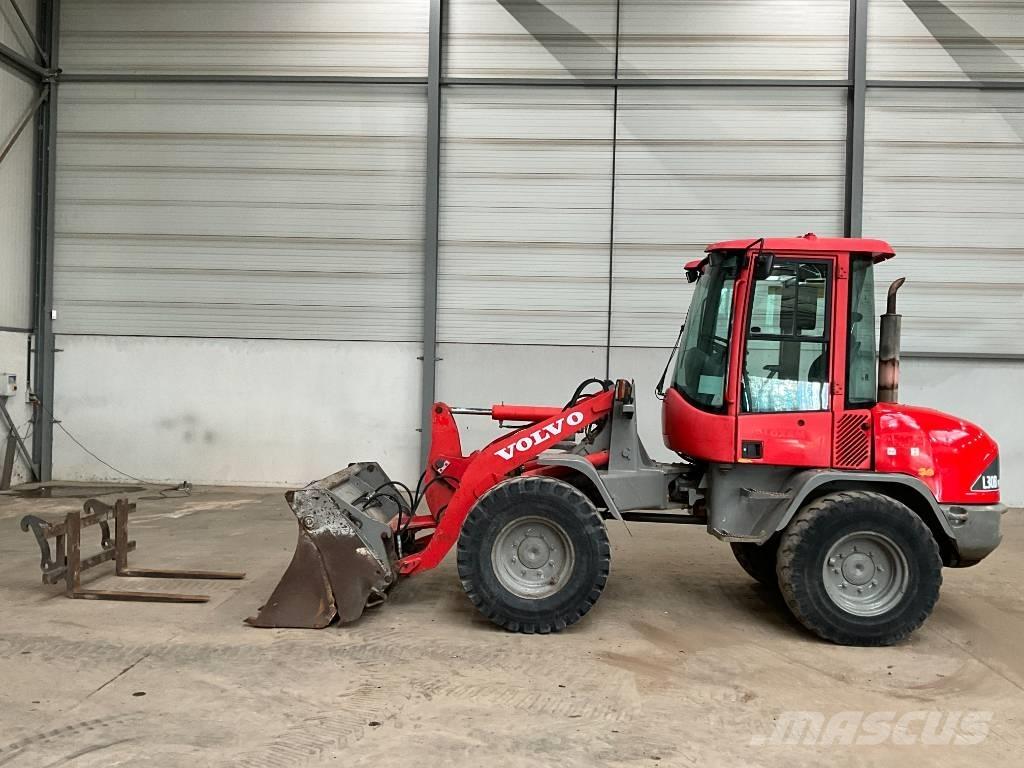 Volvo L 30 B-Z/X Incarcator pe pneuri