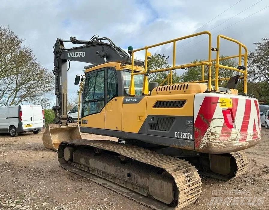 Volvo EC 220 DL Excavatoare pe șenile

