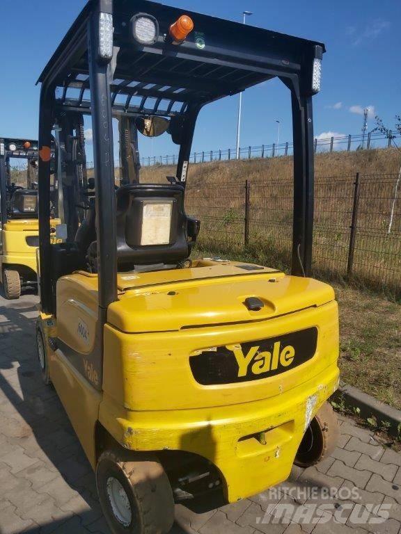 Yale ERP25VL Stivuitor electric