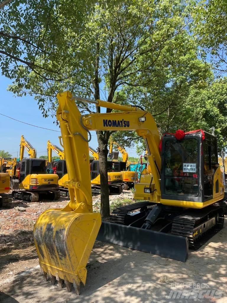 Komatsu PC70-8 Excavatoare pe șenile
