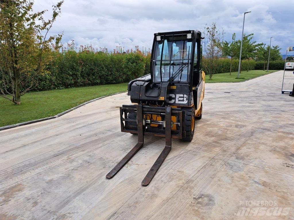 JCB TLT 30-19E Stivuitor cu catarg retractabil