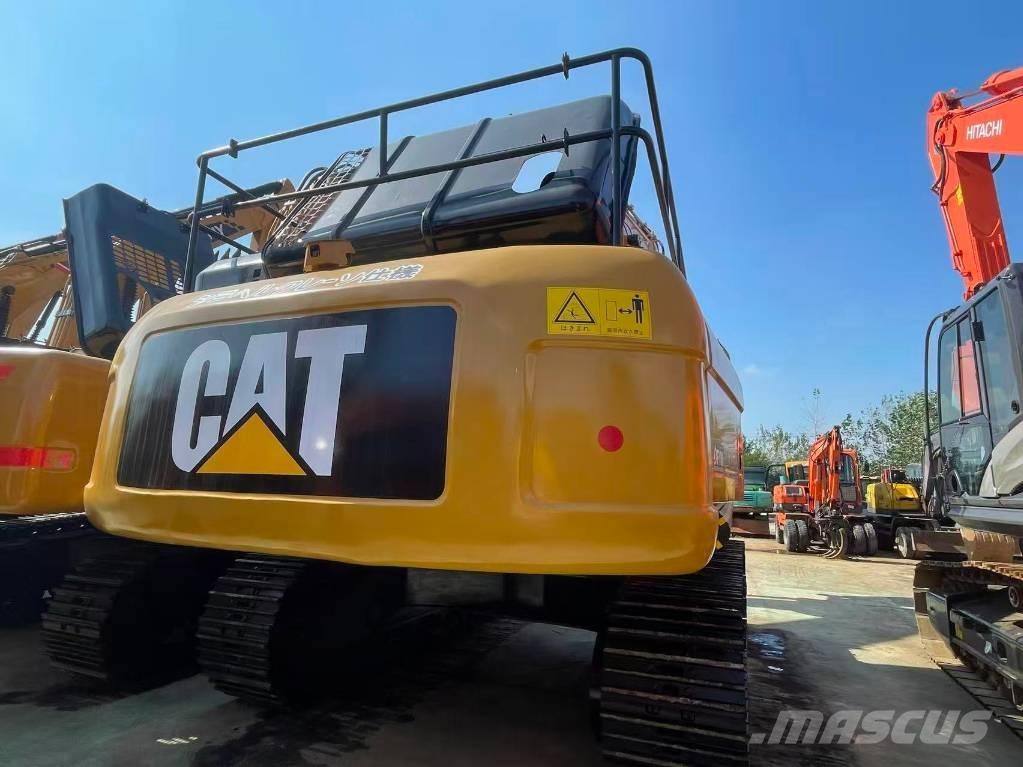CAT 330D2 Excavatoare pe șenile
