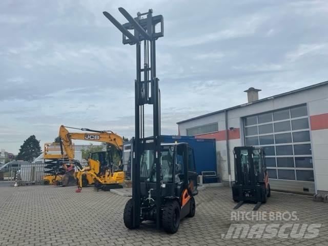 Doosan D35C-9 Stivuitor diesel