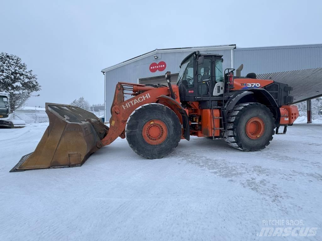 Hitachi ZW 370-6 Incarcator pe pneuri