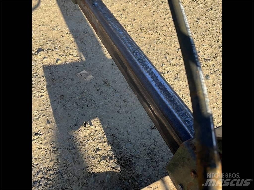 John Deere loglift Macarale pentru culegatoare