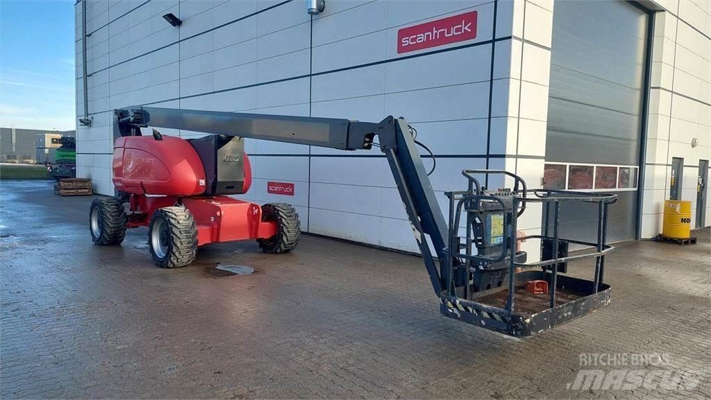 JLG 800AJ Nacele cu brat articulat