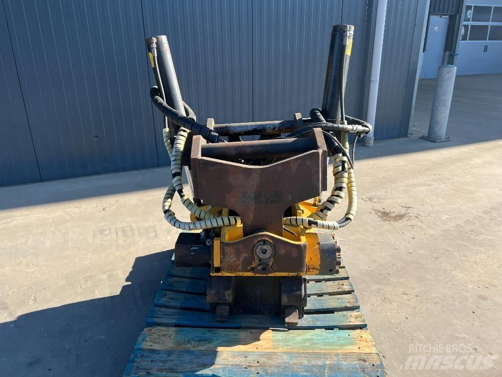 Engcon EC30 - S70 Rotatoare
