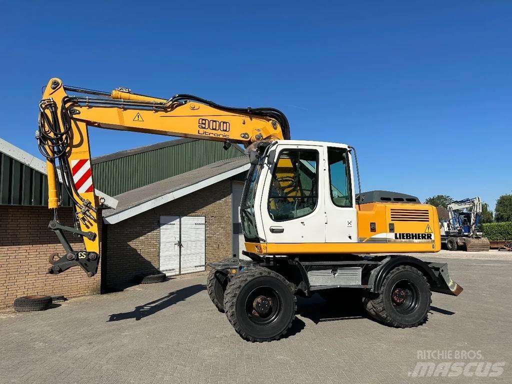 Liebherr A900C Excavatoare cu roti