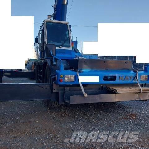 Kato SS500S Macara teren accidentat