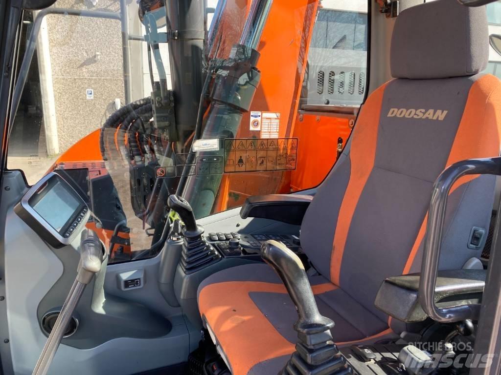 Doosan DX 140 LCR-5 Excavatoare pe șenile
