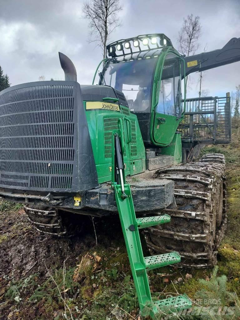 John Deere 1510 E Transportoare