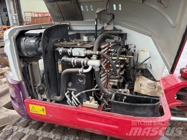 Takeuchi TB 260 Mini excavatoare < 7t
