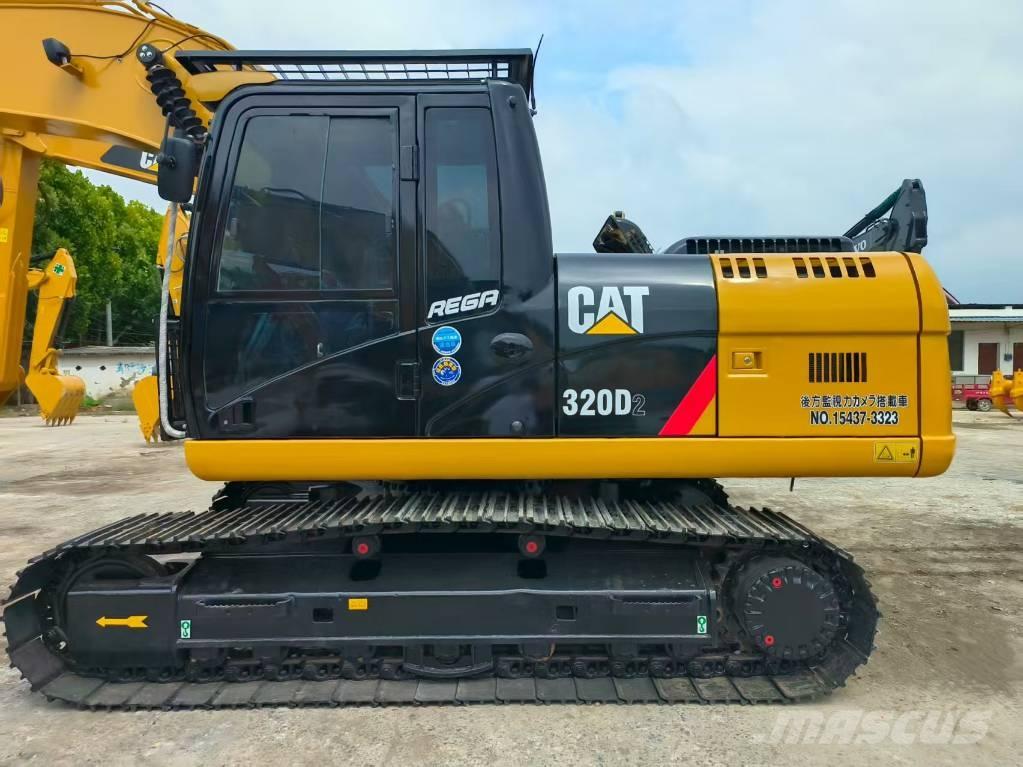 CAT 320 D Excavatoare pe șenile
