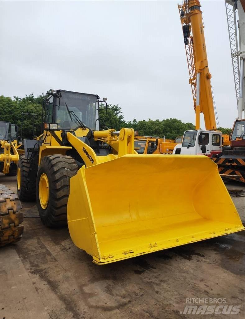 Komatsu WA 380 Incarcator pe pneuri