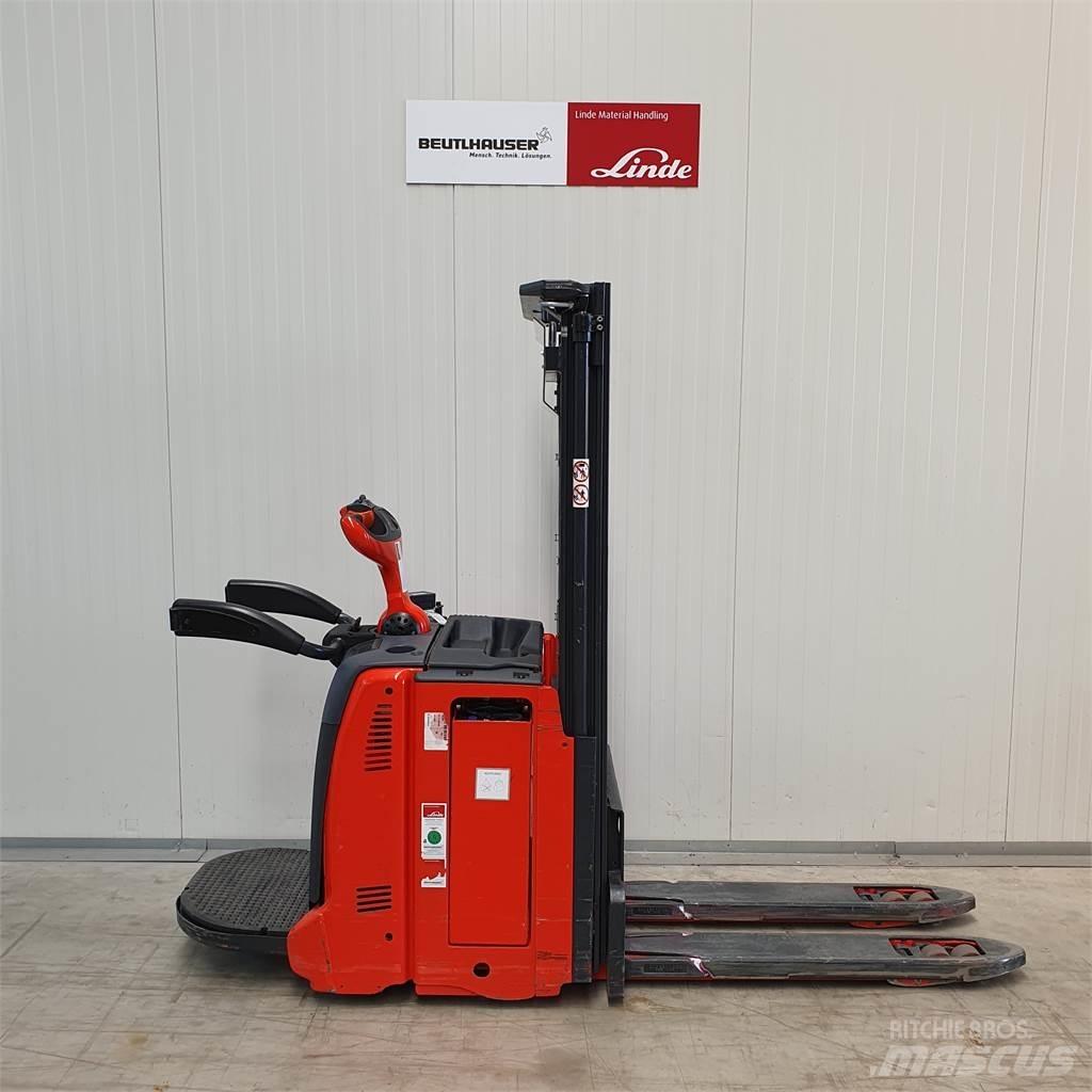 Linde D12AP Transpaleta manuala