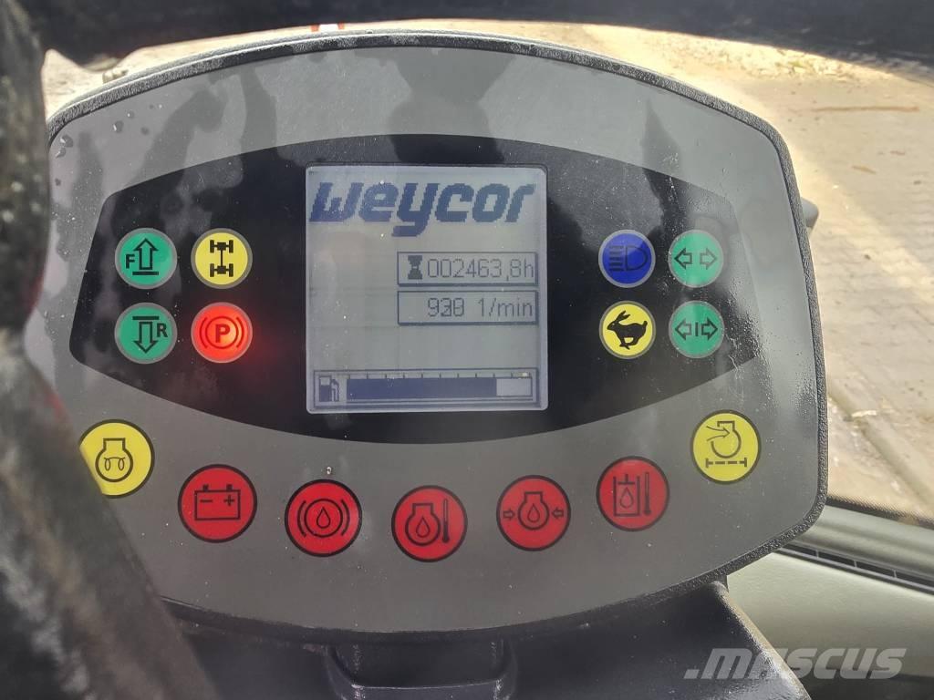 Atlas AR 65 Incarcator pe pneuri