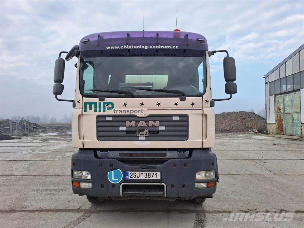 MAN TGA 35.440 8X4 Camion cabina sasiu