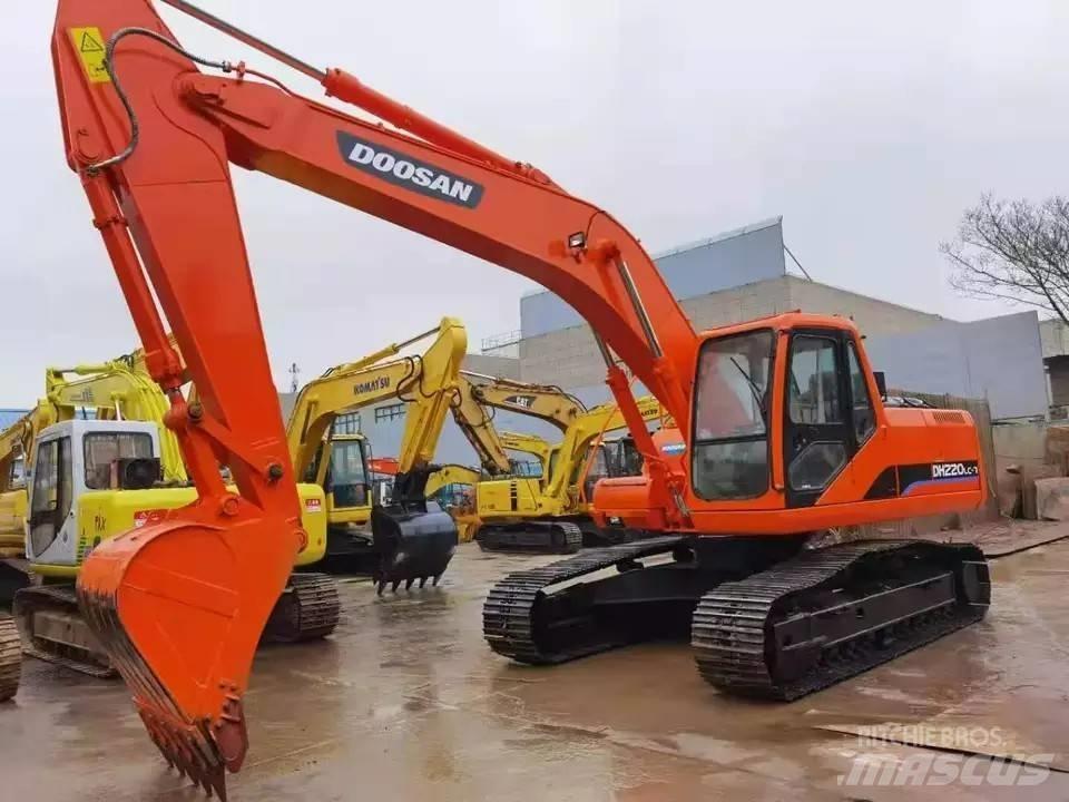 Doosan DH 220 Excavatoare pe șenile
