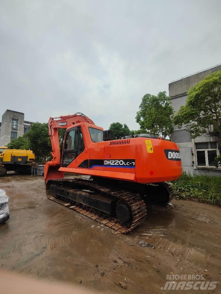 Doosan DH 220 Excavatoare pe șenile
