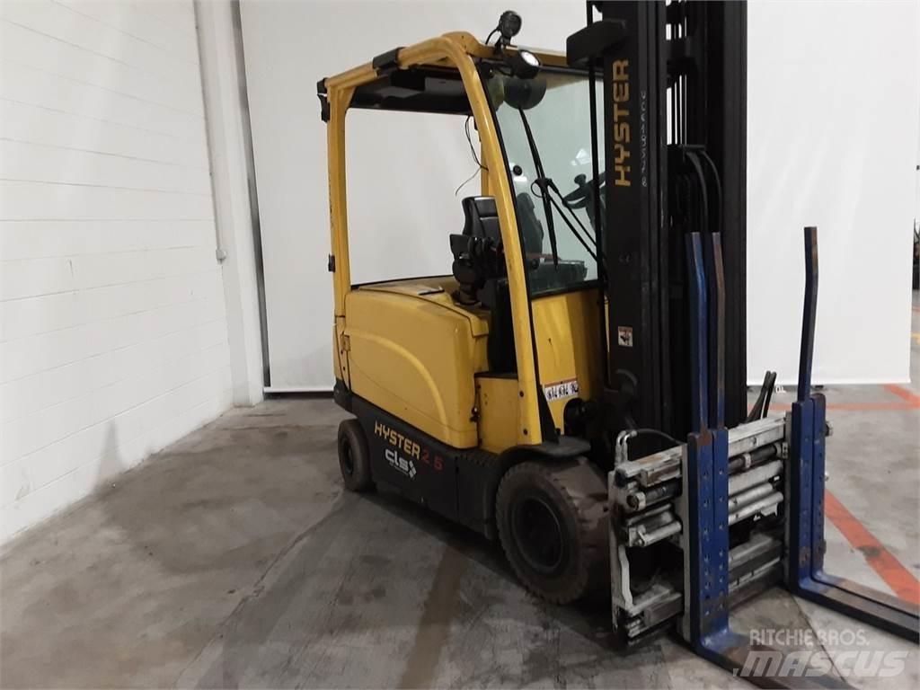 Hyster J2.5XN Stivuitor electric