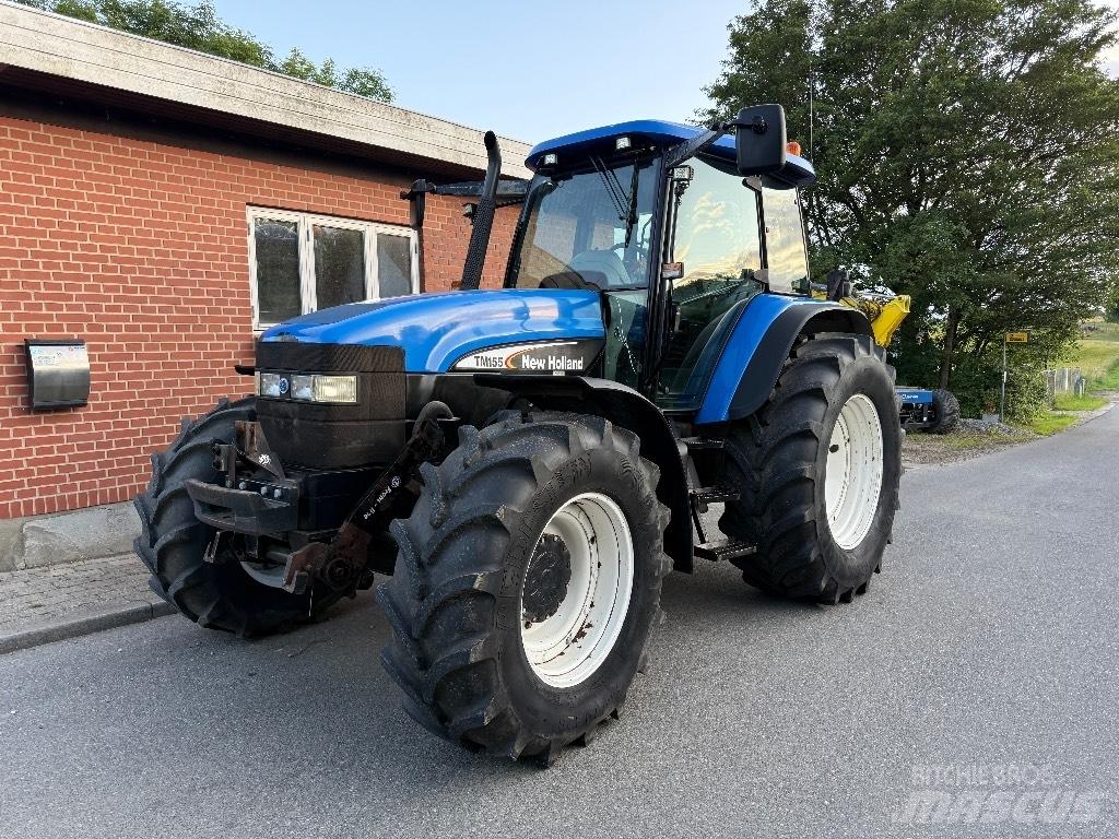 New Holland TM 155 Tractoare
