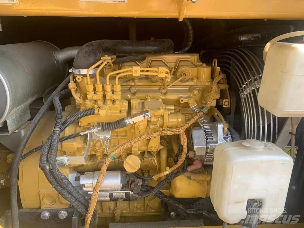 CAT 307E Excavatoare pe șenile
