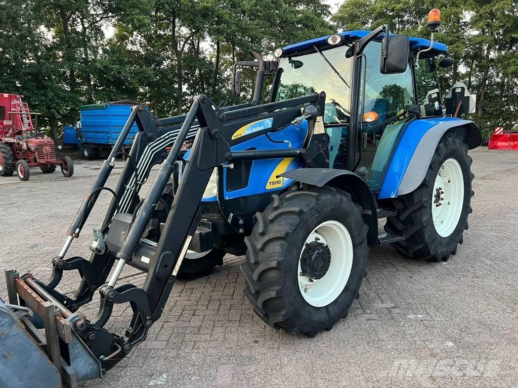New Holland T 5050 Tractoare