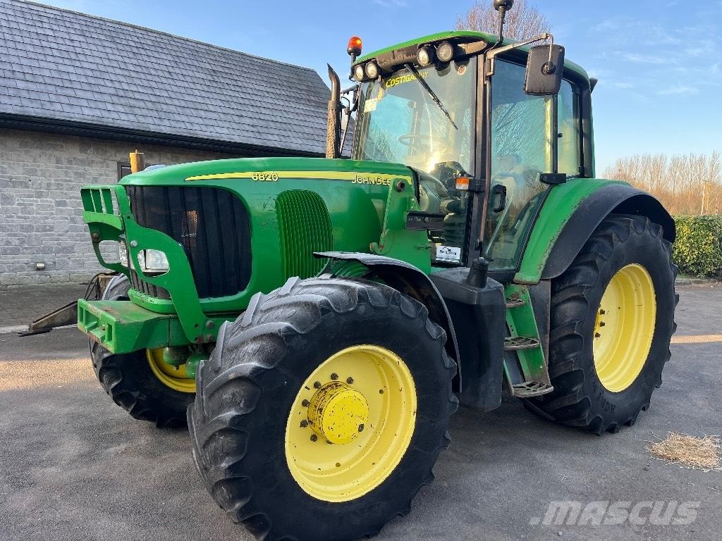 John Deere 6820 Tractoare