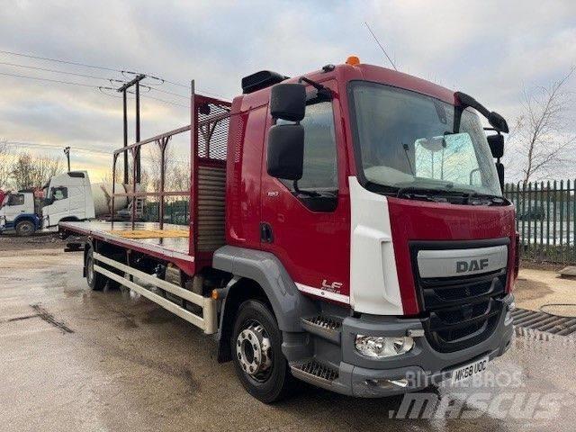 DAF LF180 Camioane platforma/prelata