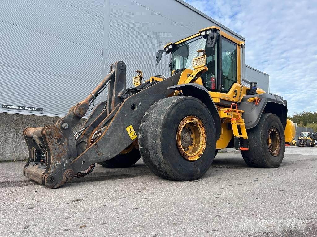 Volvo L120H Incarcator pe pneuri