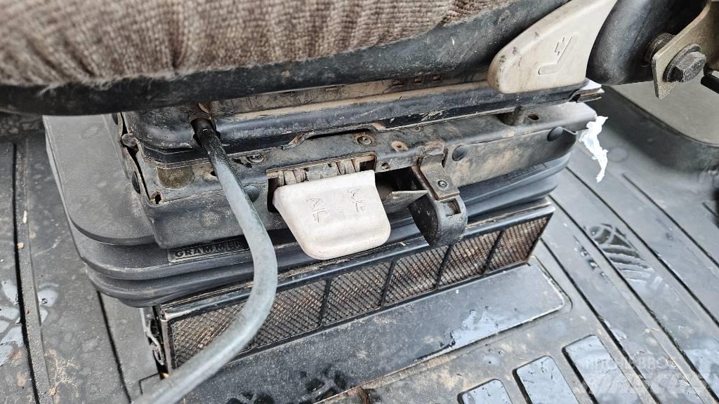 CASE 695SM Buldoexcavatoare