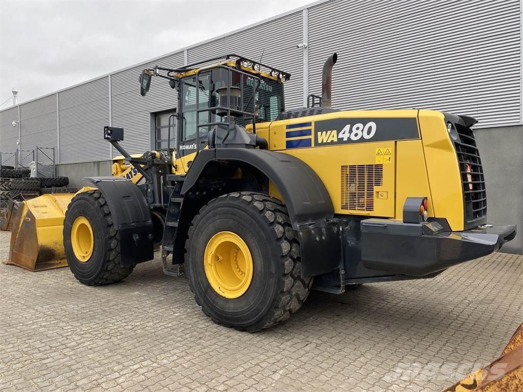 Komatsu WA480-8 Incarcator pe pneuri