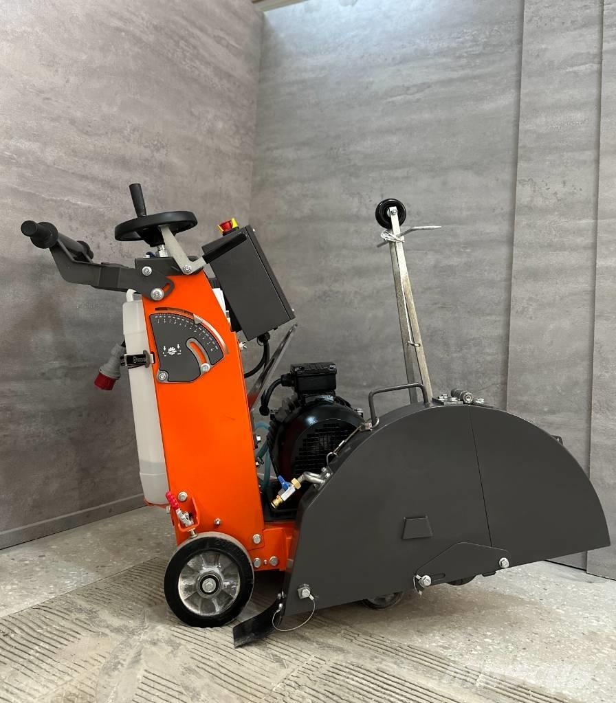 Husqvarna FS600E Utilaje construcții - Altele