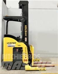 Hyster N35ZR Stivuitor cu catarg retractabil