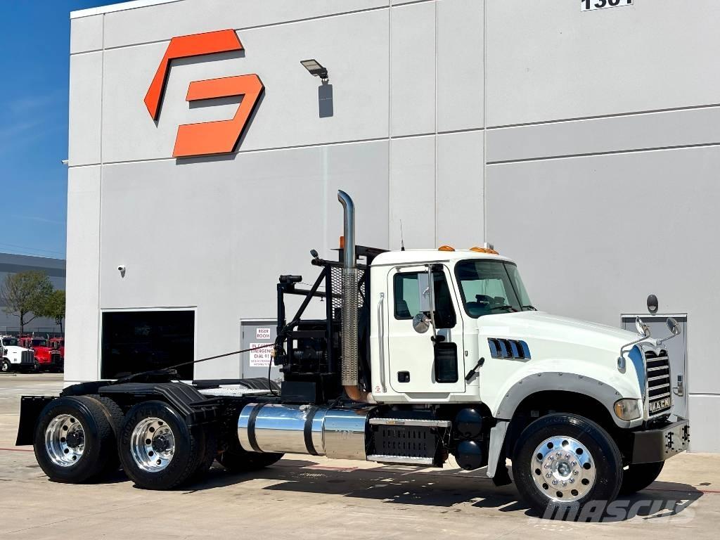 Mack GU713 Vehicule de recuperare