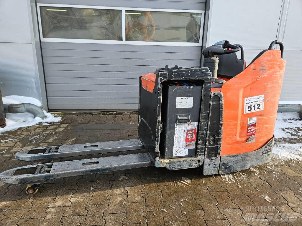 BT LPE 250 Stivuitor electric